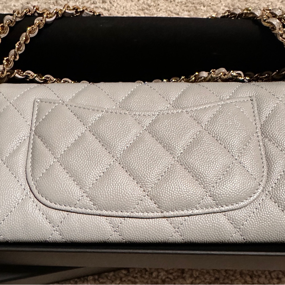 CHANEL New Dove Grey 21A Caviar Leather Gold HW WOC🩶Converted Wallet on Chain - Picture 6 of 15